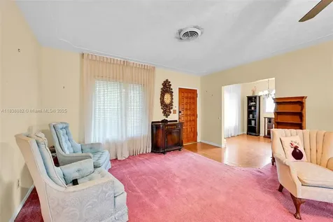 85 NW 21st Street Homestead FL 33030