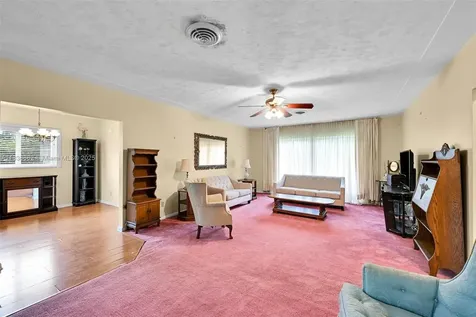 85 NW 21st Street Homestead FL 33030