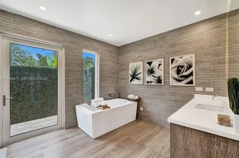 2914 Medinah Weston FL 33332