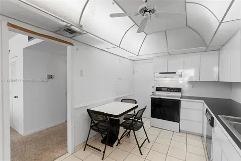 5001 Collins Avenue Miami Beach FL 33140
