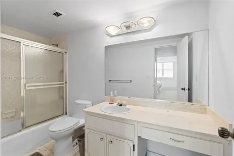 5001 Collins Avenue Miami Beach FL 33140
