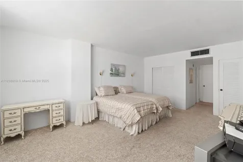 5001 Collins Avenue Miami Beach FL 33140