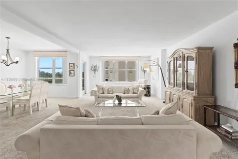 5001 Collins Avenue Miami Beach FL 33140