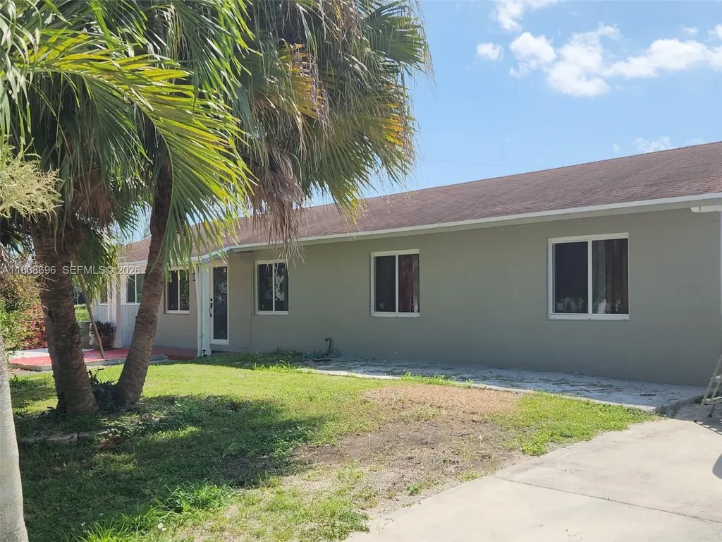 496 SW 9th Avenue Florida City FL 33034