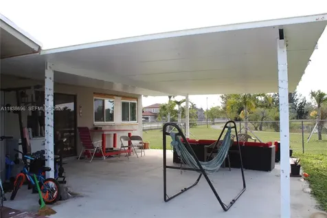496 SW 9th Avenue Florida City FL 33034