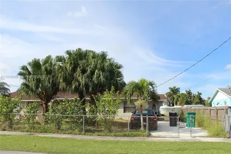 496 SW 9th Avenue Florida City FL 33034