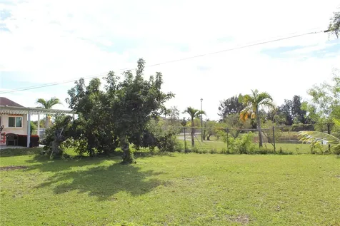 496 SW 9th Avenue Florida City FL 33034