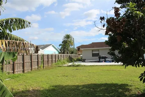 496 SW 9th Avenue Florida City FL 33034