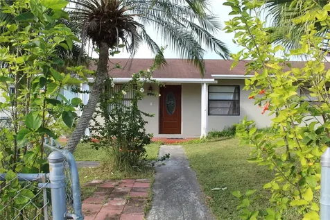 496 SW 9th Avenue Florida City FL 33034
