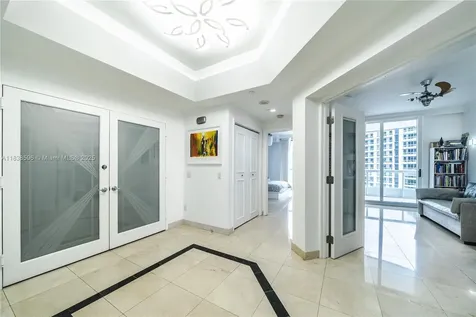 21050 Point Place Aventura FL 33180