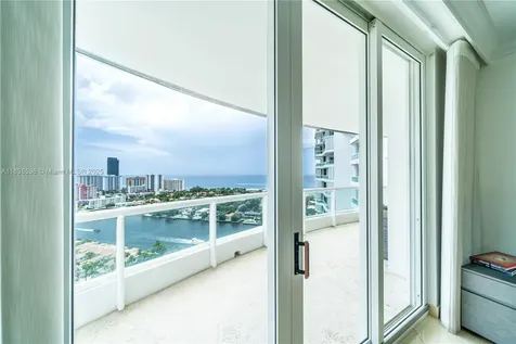 21050 Point Place Aventura FL 33180