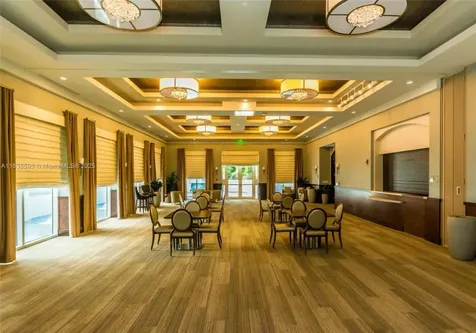 21050 Point Place Aventura FL 33180