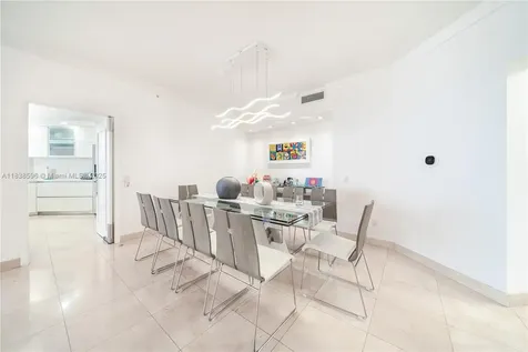 21050 Point Place Aventura FL 33180