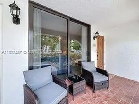 350 Grapetree Drive Key Biscayne FL 33149