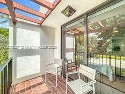 350 Grapetree Drive Key Biscayne FL 33149