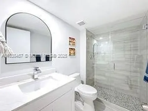 350 Grapetree Drive Key Biscayne FL 33149