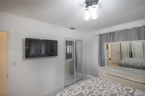 2841 NW 9th Avenue Wilton Manors FL 33311
