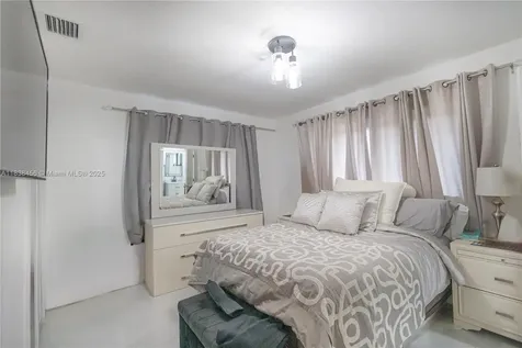2841 NW 9th Avenue Wilton Manors FL 33311