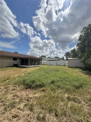 225 Sparrow Avenue Sebring FL 33870
