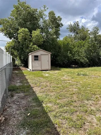 225 Sparrow Avenue Sebring FL 33870