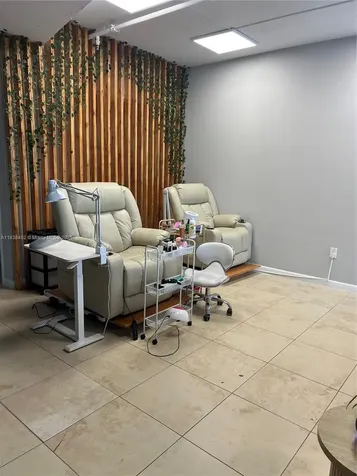 3250 NE 1st Avenue Miami FL 33137