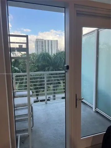 3250 NE 1st Avenue Miami FL 33137