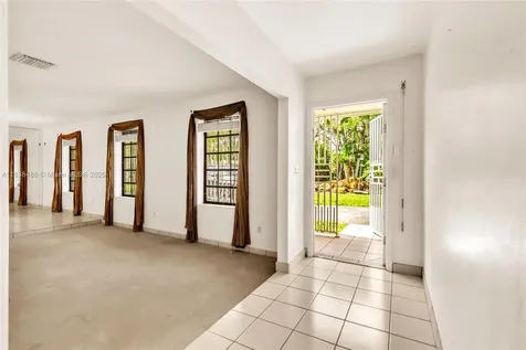 8751 SW 110th Street Miami FL 33176