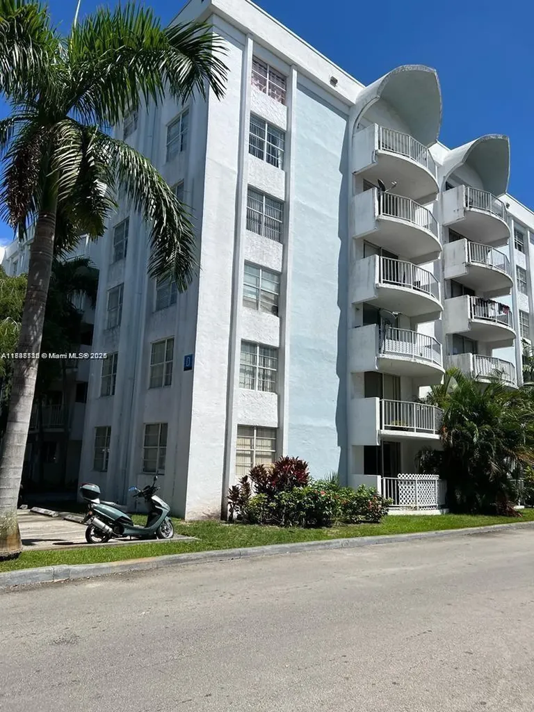 498 NW 165th Street Road Miami FL 33169