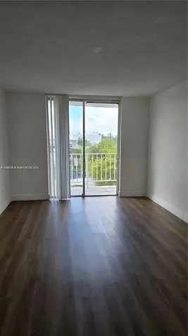 498 NW 165th Street Road Miami FL 33169