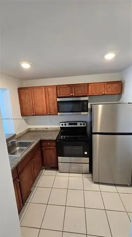 498 NW 165th Street Road Miami FL 33169