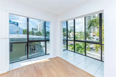3862 NE 171st Street North Miami Beach FL 33160