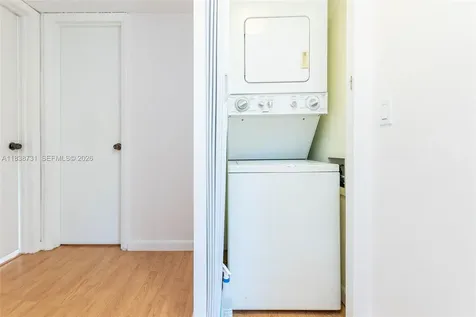 3862 NE 171st Street North Miami Beach FL 33160