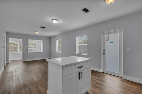 2243 Greene Street Hollywood FL 33020