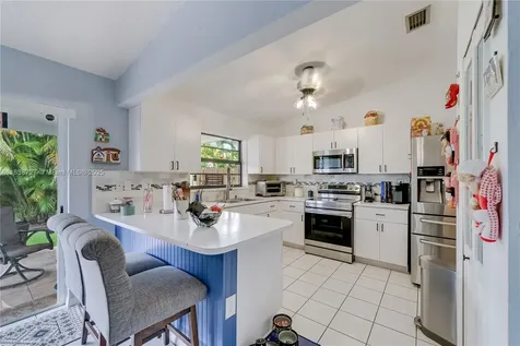 1060 NW 128th Court Miami FL 33182
