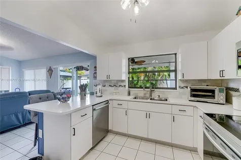 1060 NW 128th Court Miami FL 33182