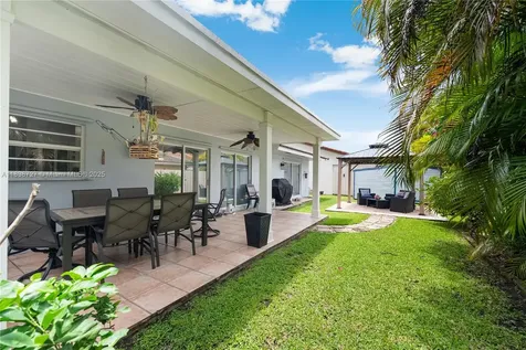 1060 NW 128th Court Miami FL 33182