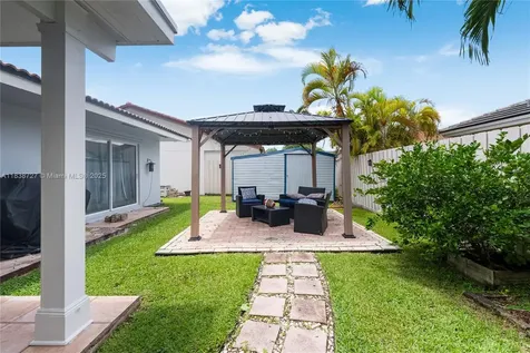 1060 NW 128th Court Miami FL 33182