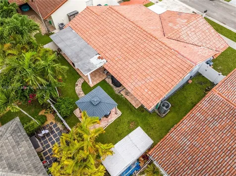 1060 NW 128th Court Miami FL 33182