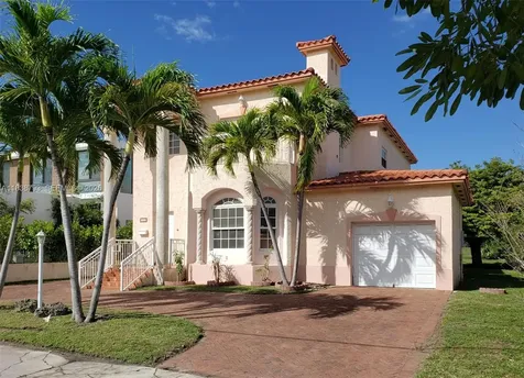 3124 Prairie Avenue Miami Beach FL 33140