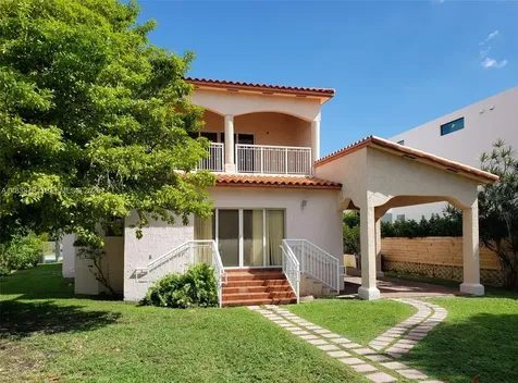 3124 Prairie Avenue Miami Beach FL 33140