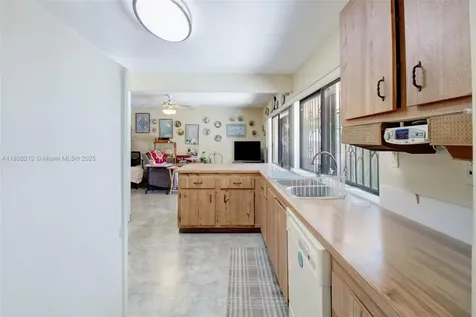13239 SW 85th Terrace Miami FL 33183