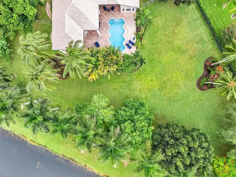 3849 Gulfstream Way Davie FL 33328