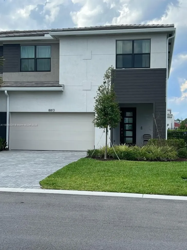 8813 Antarus Drive Lake Worth FL 33467