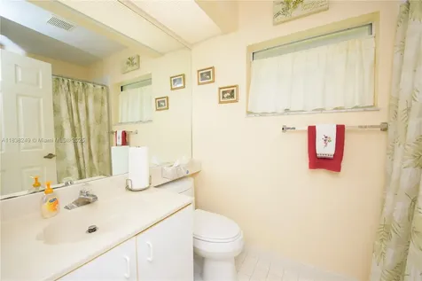 2510 SE 7th Place Homestead FL 33033