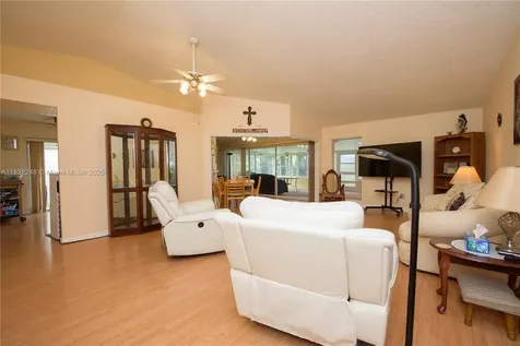 2510 SE 7th Place Homestead FL 33033