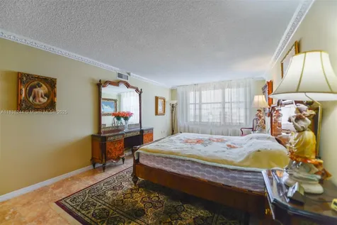 2751 S Ocean Drive Hollywood FL 33019