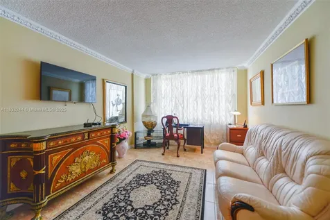 2751 S Ocean Drive Hollywood FL 33019