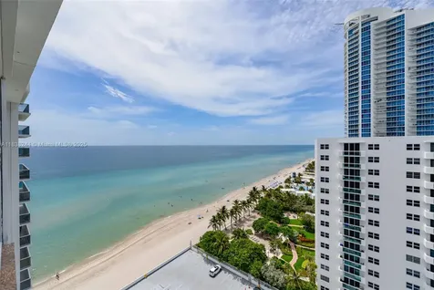 2751 S Ocean Drive Hollywood FL 33019
