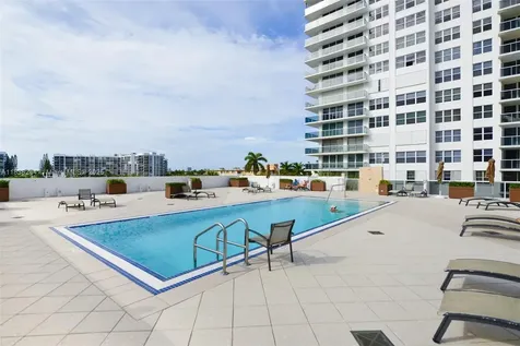 2751 S Ocean Drive Hollywood FL 33019