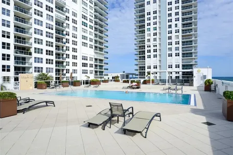 2751 S Ocean Drive Hollywood FL 33019